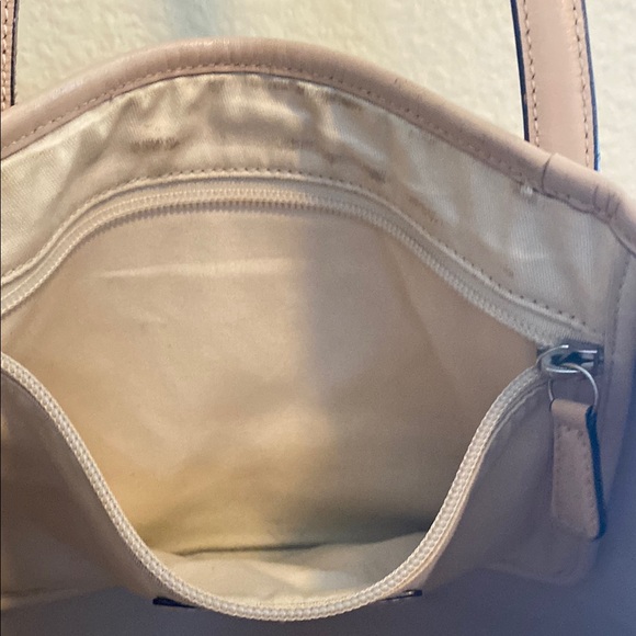 Coach Tan and Cream Tote Bag - Picture 10 of 11